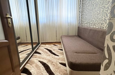 Аренда ухоженной 2-комнатной квартиры, 47 м², Центр, Кишинёв, Молдова